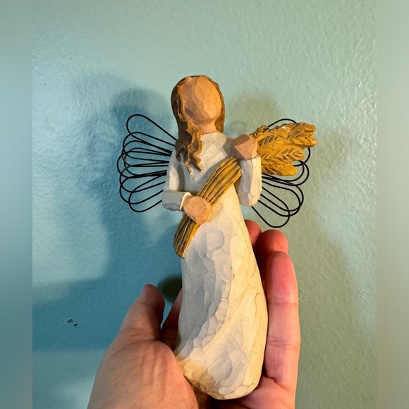 Willow Tree statue “angel of autumn “ - Picture 1 of 3